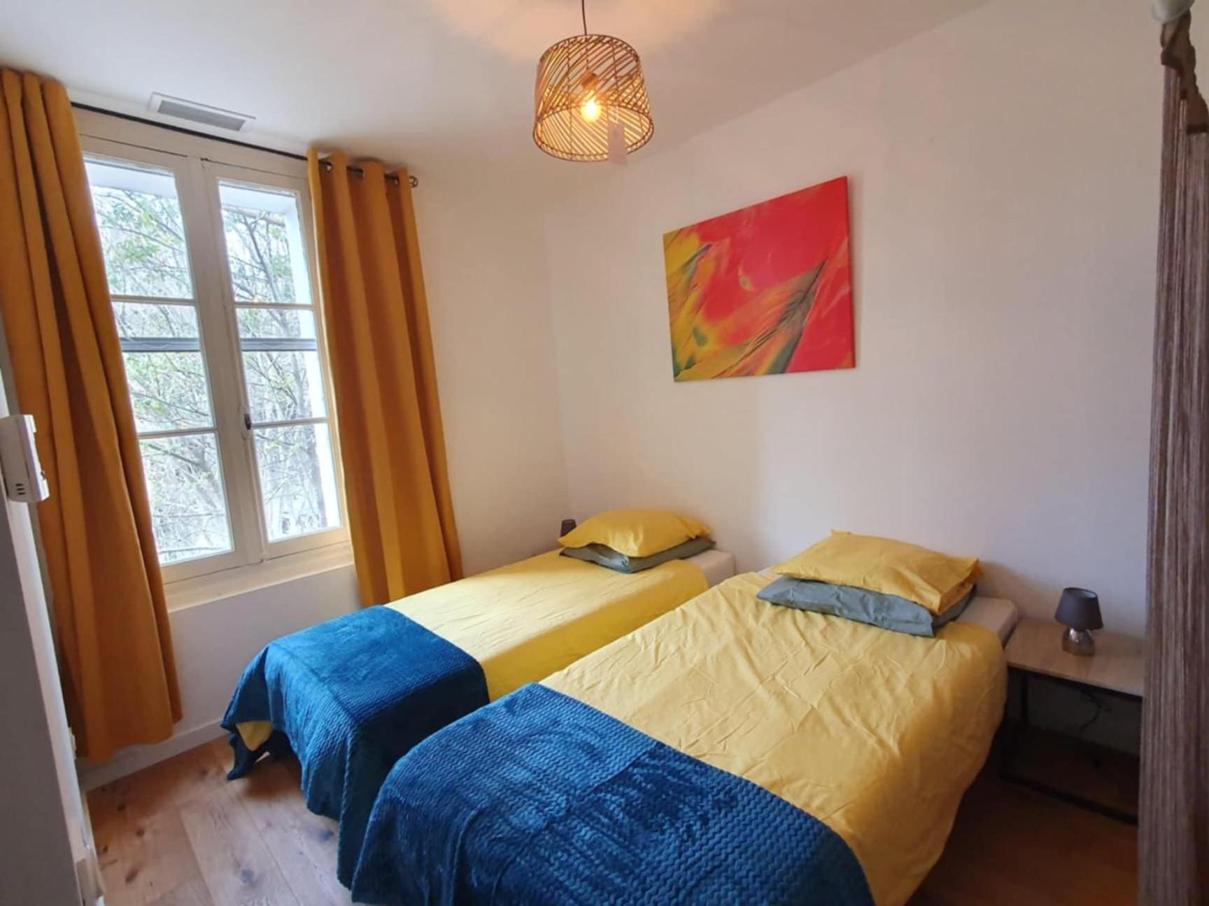 Maison Avec Piscine Location De Vacances Ferme Pedagogique Du Dolmen Le Pouget Екстериор снимка